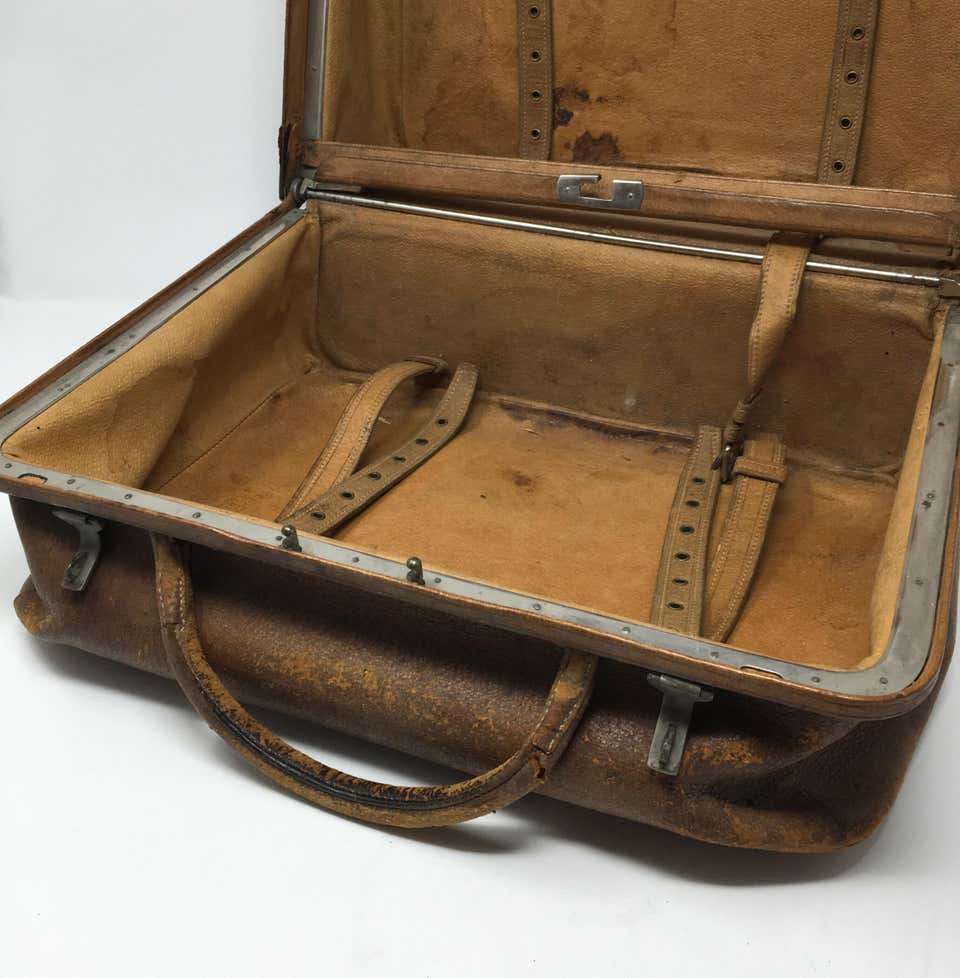 Late 19th Century French Leather Travel Suitcase, 1890s