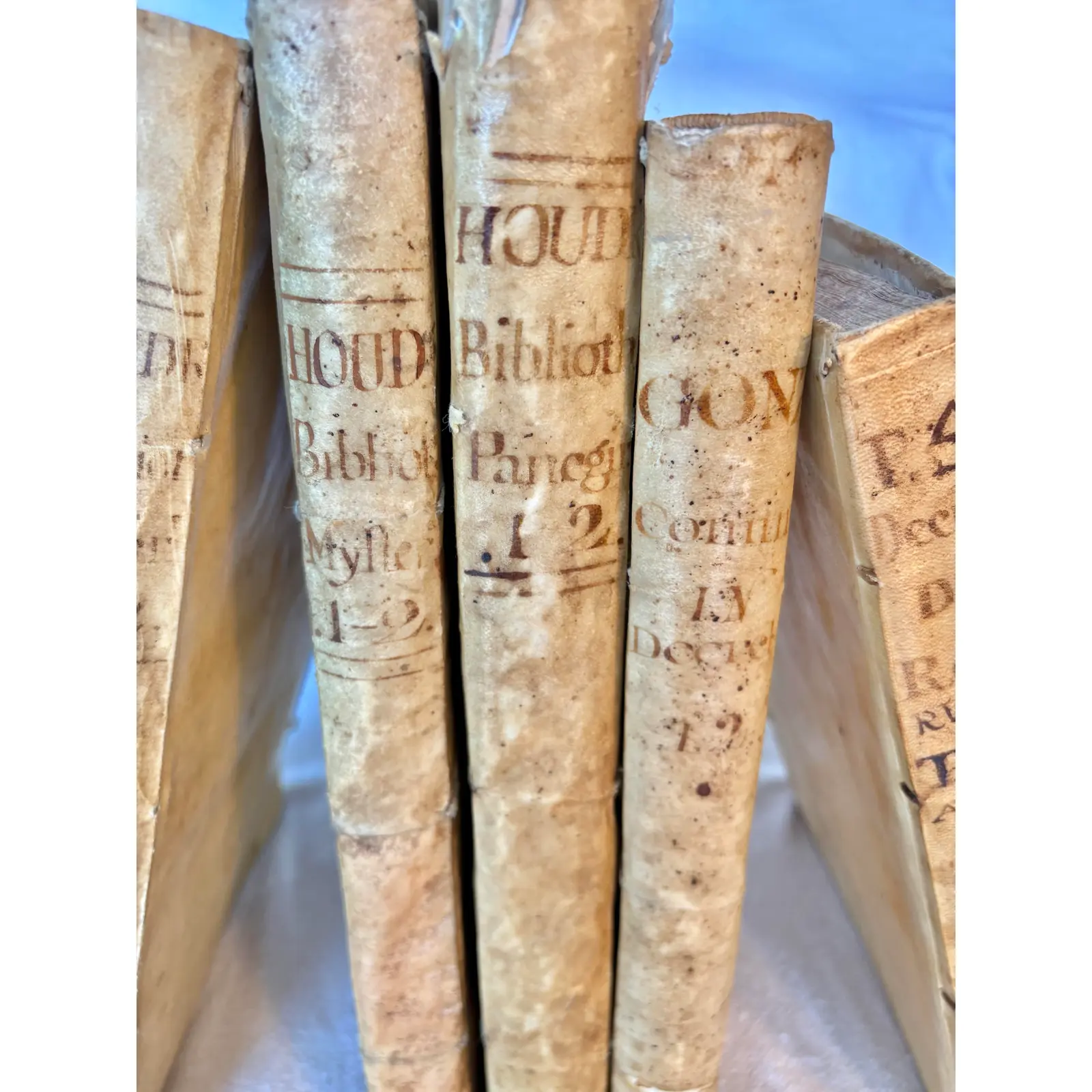 18th Century Spanish Vellum Books - Set of Five - Image 6