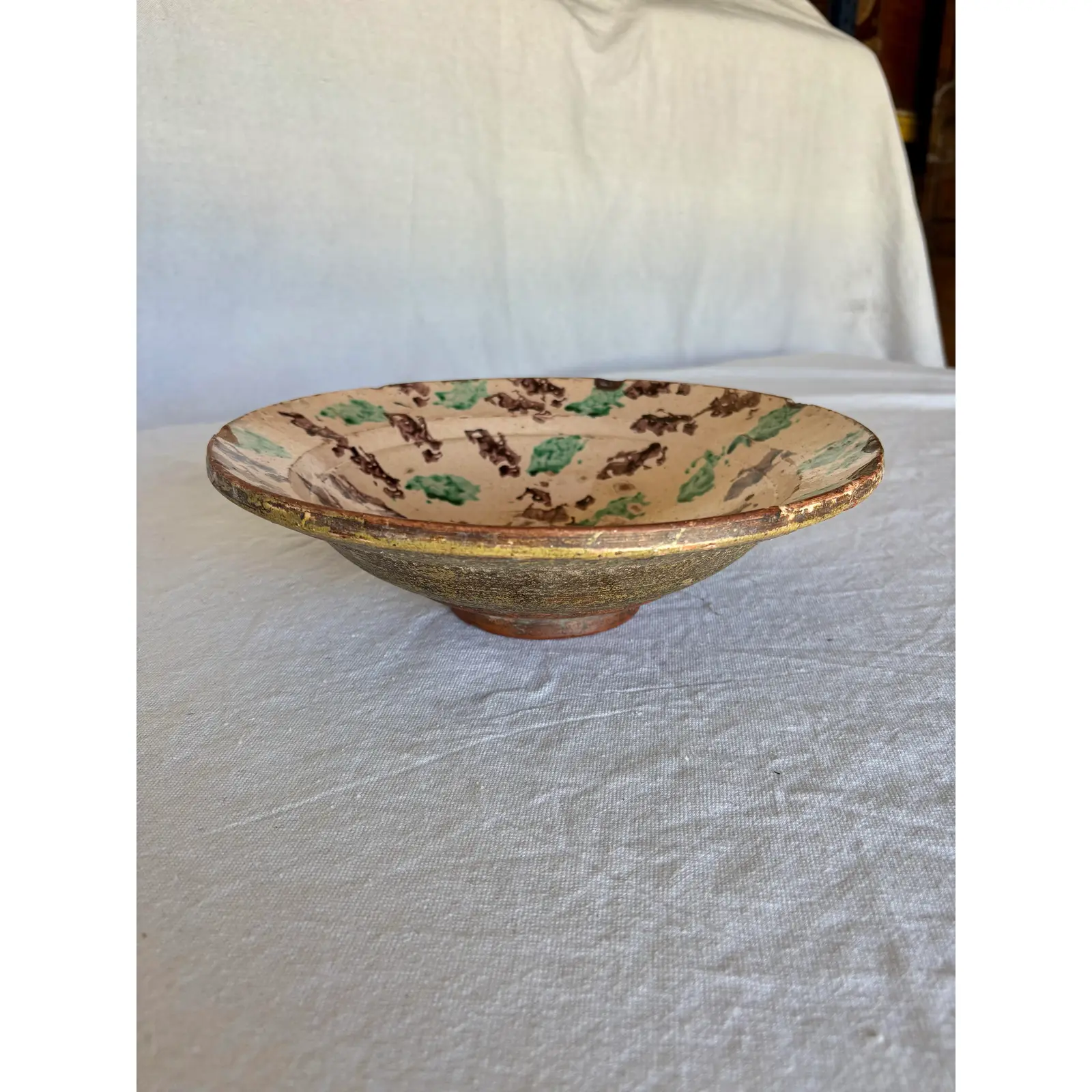 Late 19th Century French Spongeware Pottery Bowl - Image 5