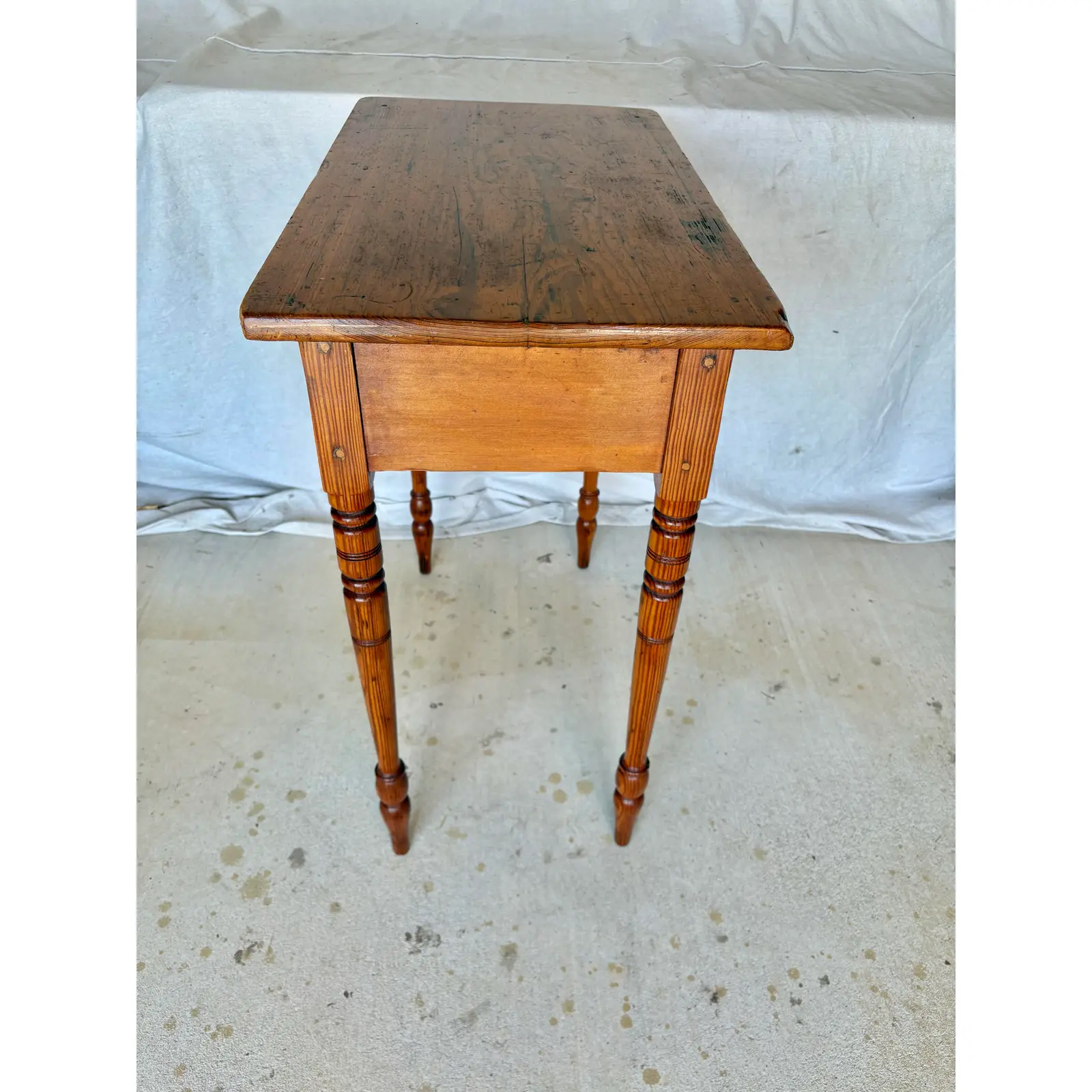 19th Century English Pine Federal Style Side Table - Image 11