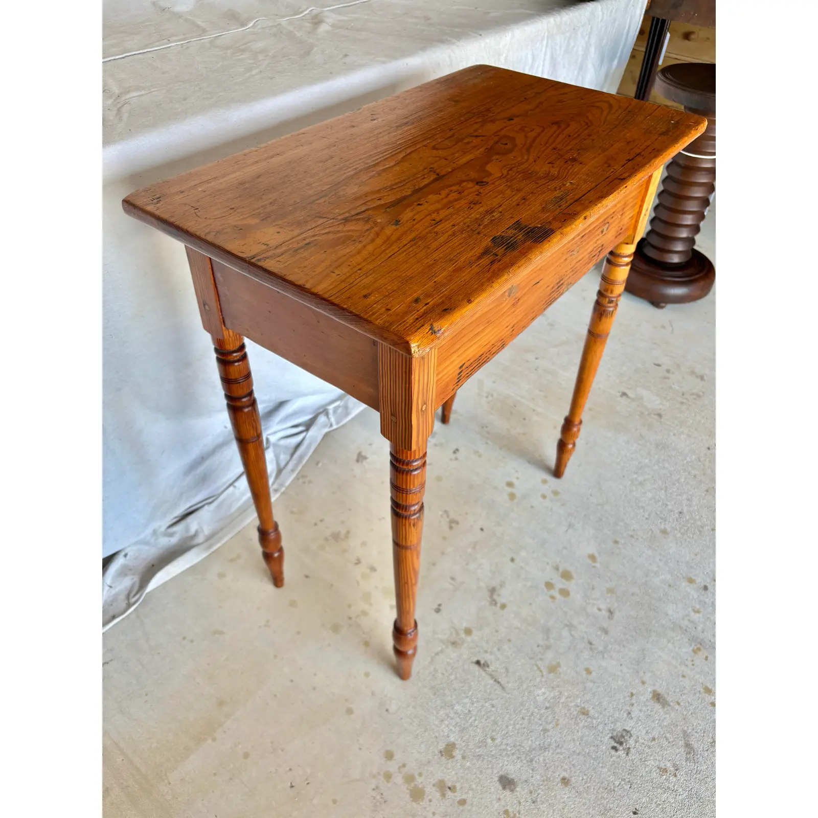 19th Century English Pine Federal Style Side Table - Image 4
